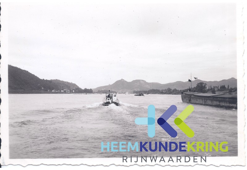 1955 Oberspay Duitsland Schotell-werf Ophalen van de Douaneboten Coll. HKR geschonken door H. vd Laag (5)